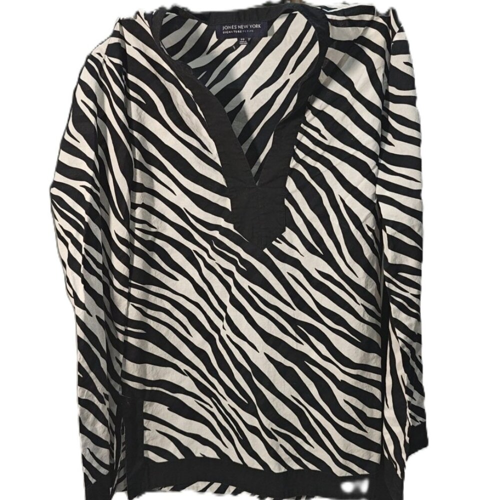 Jones New York Signature Petite Zebra Print Tunic Top – SM